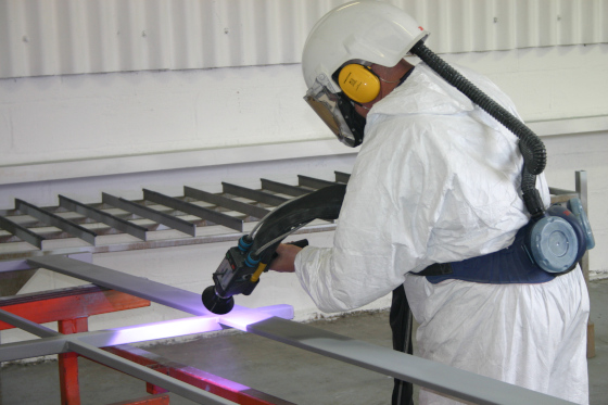 arc-spray-system-in-use